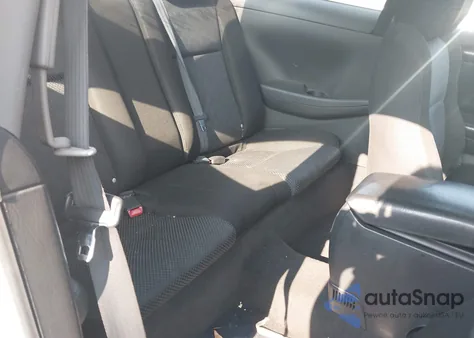 2004 Toyota Camry Solara Se Sport V6 from USA, damaged, VIN 4T1CA38PX4U011675